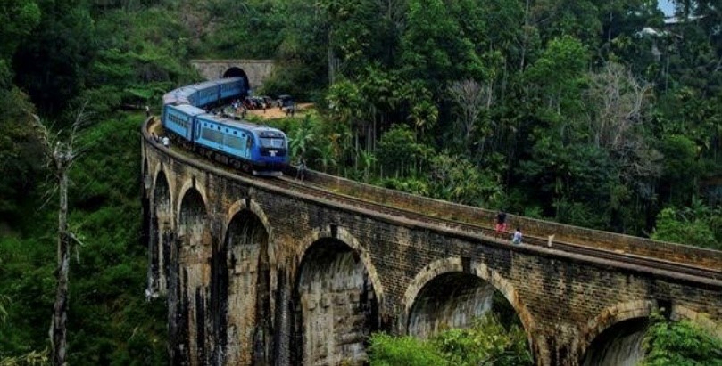 treni kaçırma.jpg